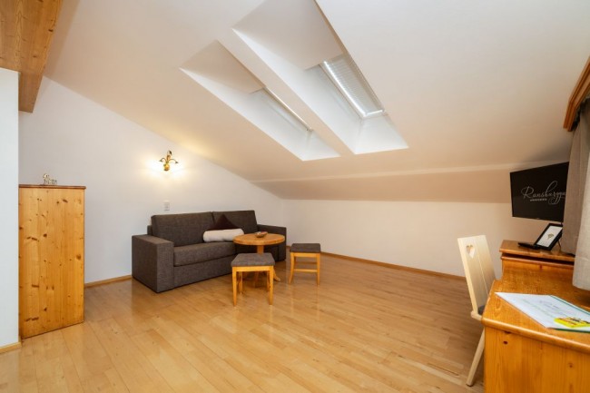 Ger&auml;umiges Appartement f&uuml;r bis zu 4 Personen