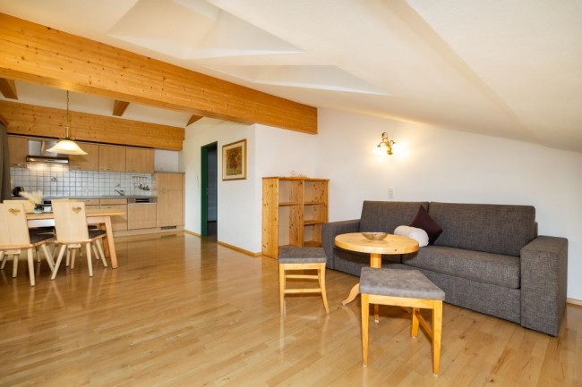 Ger&auml;umiges Appartement f&uuml;r bis zu 4 Personen