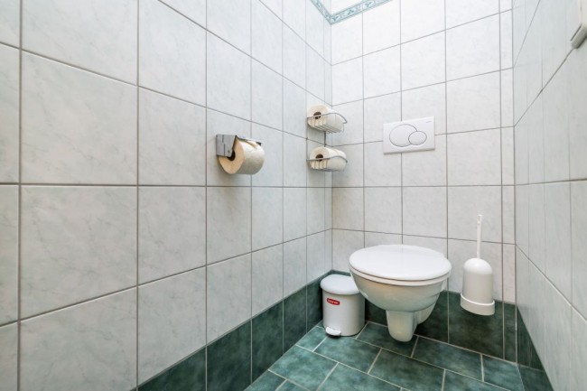 WC extra