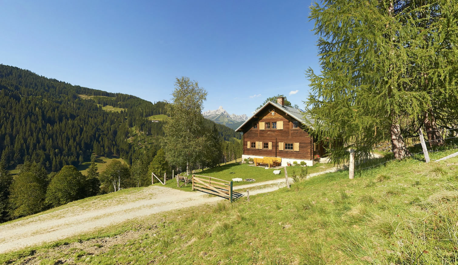 Urige Almhütte, die Ransburgalm im Almengebiet von Filzmoos