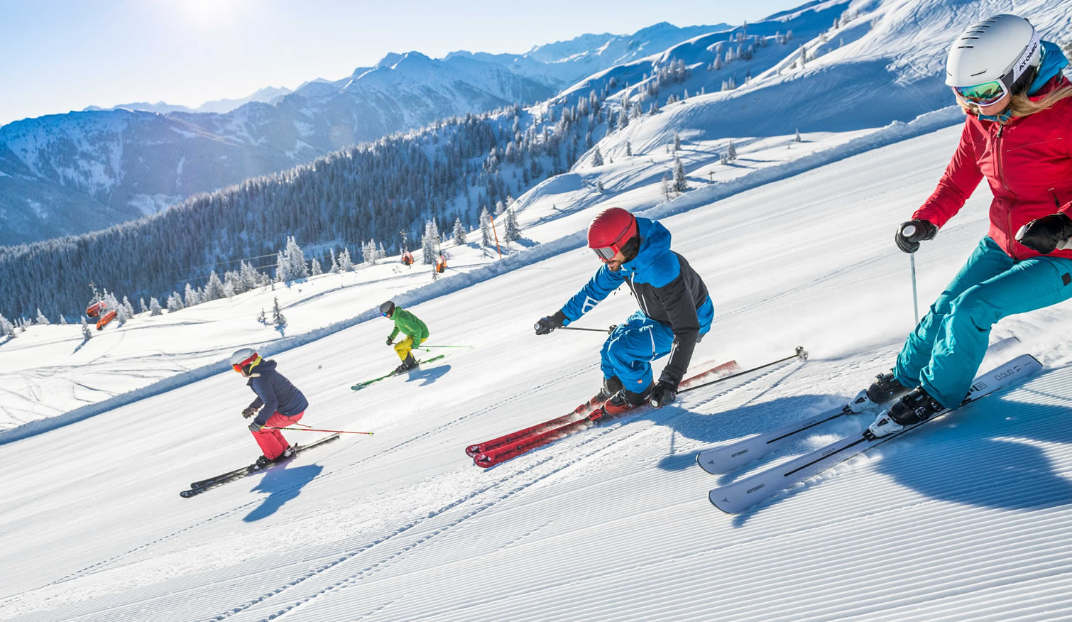 Skifahren mit Familie und Freunden in Flachau, Ski amadé, Snow Space Salzburg © Flachau Tourismus