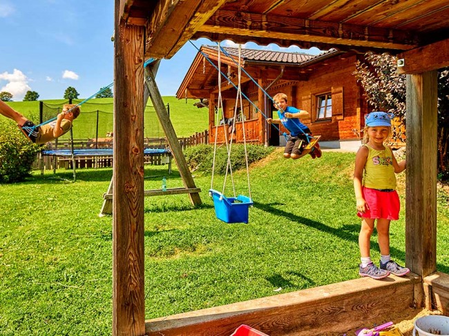 Spielplatz mitten im Grünen